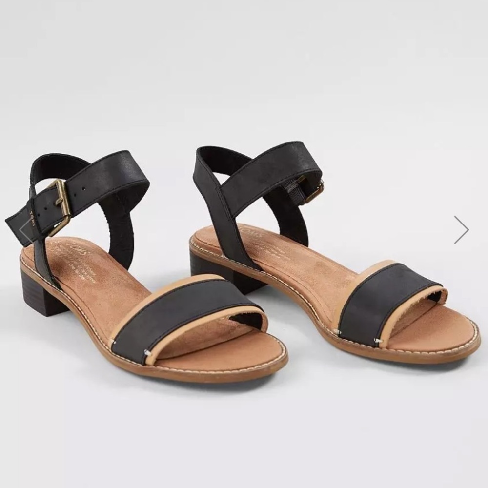 TOMS Black Leather Ankle Strap Sandals 8